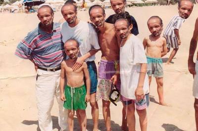 � la famille d'el moutchow � par torres-joe